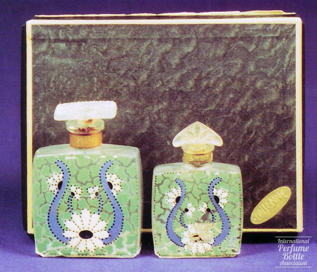 "Narcissus" by Vivienne Creations