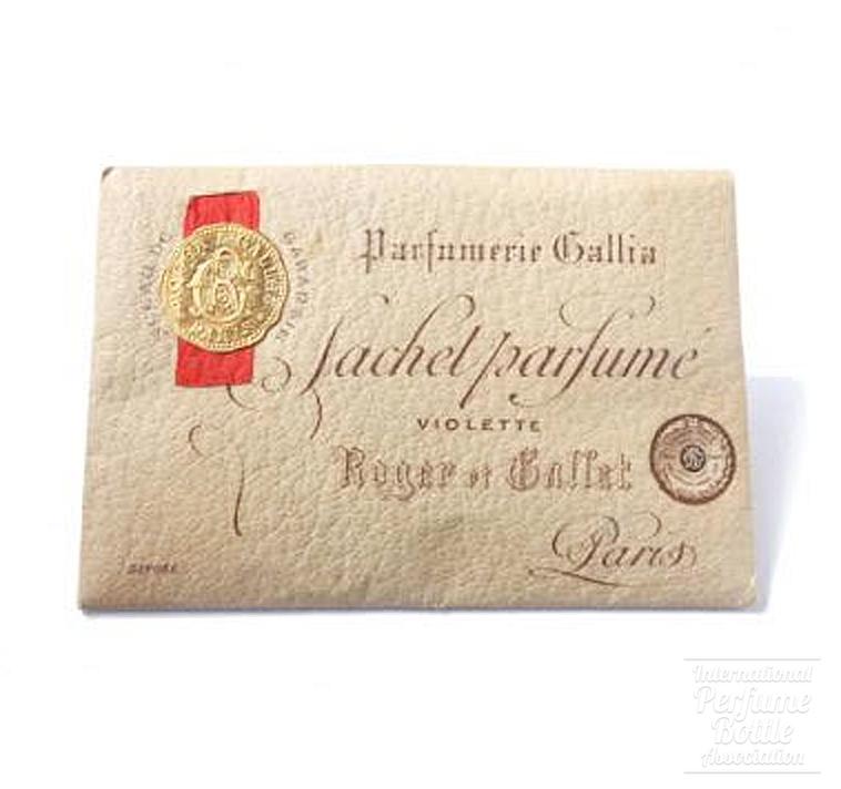 "Violette" Sachet by Roger et Gallet