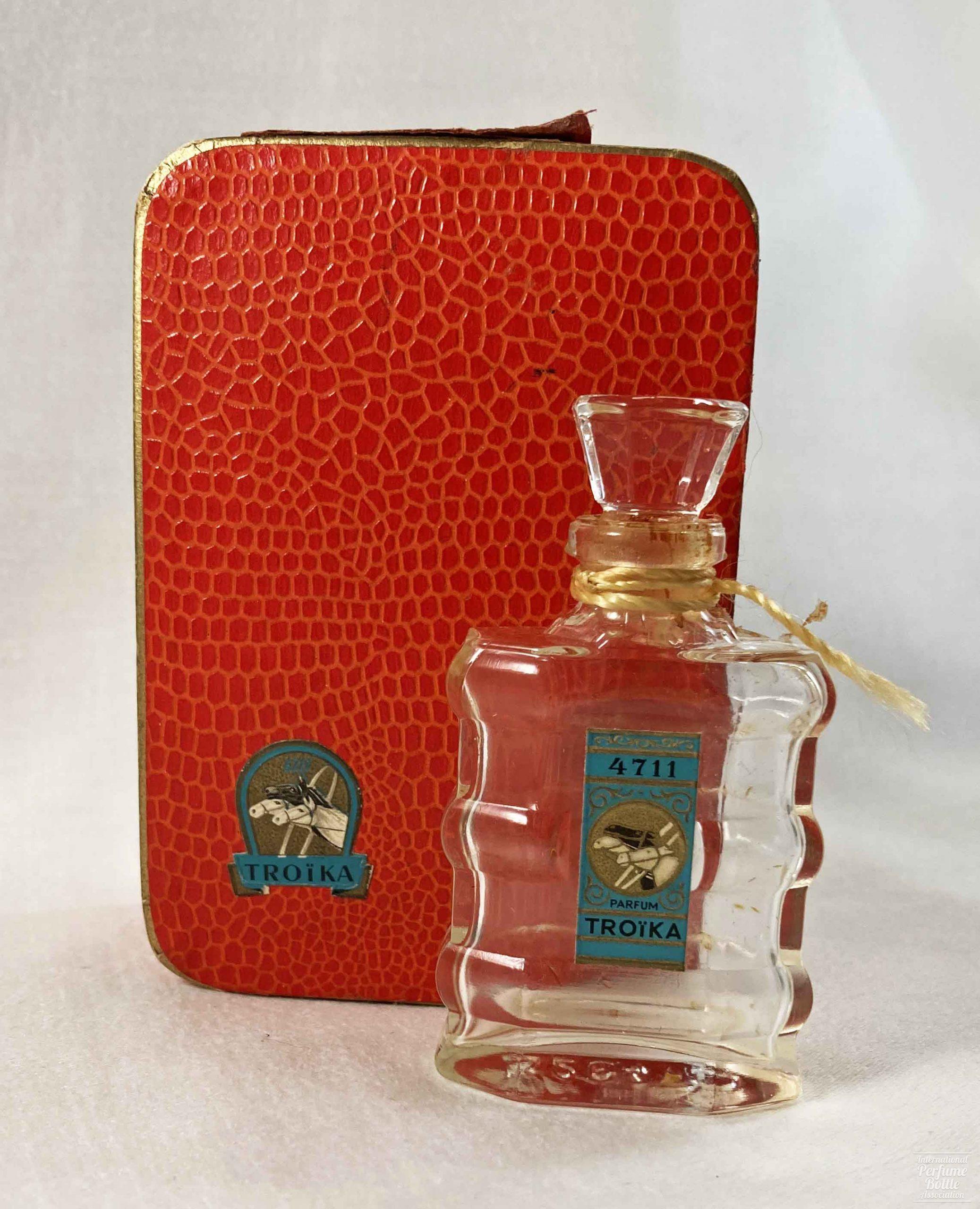 "Troika" by Mülhens