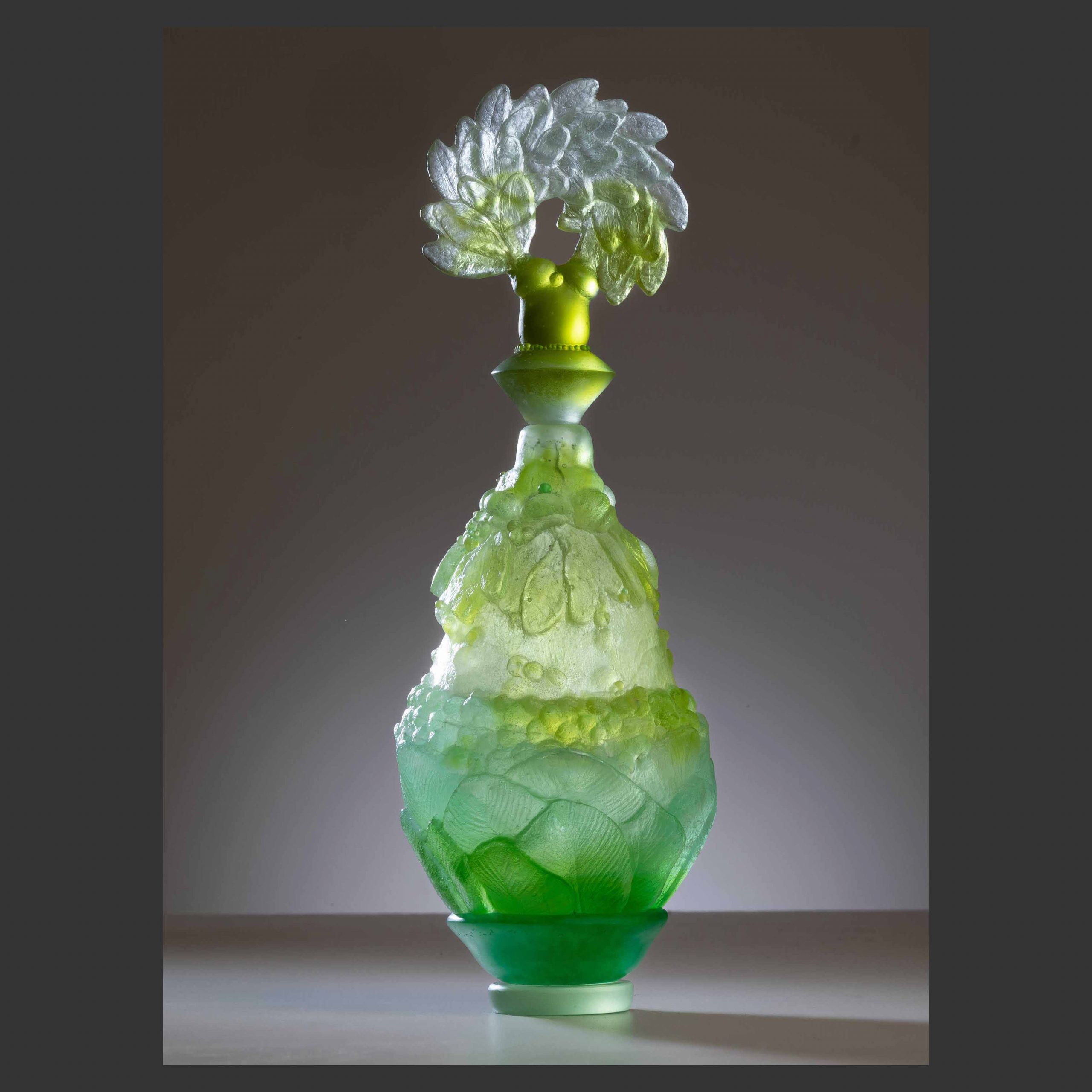 Niche perfume bottle design for unisex, 3D contest