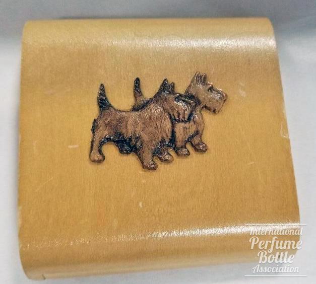 Faux Wooden Compact With Scottie Dogs