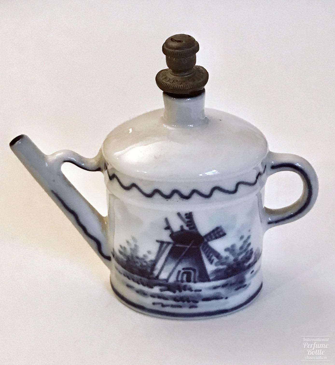 Dutch Watering Can Crown Top by Boldoot