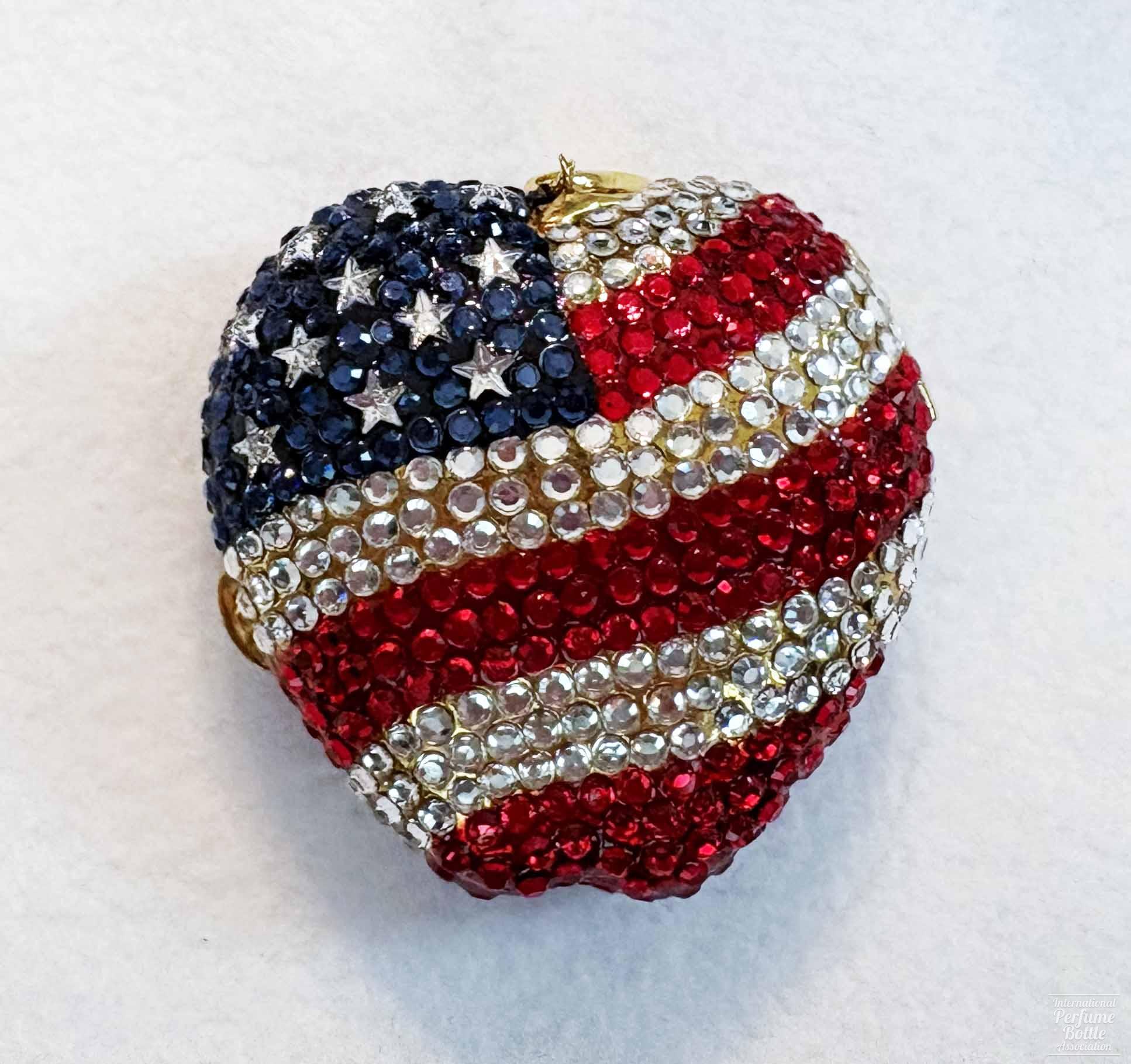"New York Spirit Apple" Compact by Estée Lauder