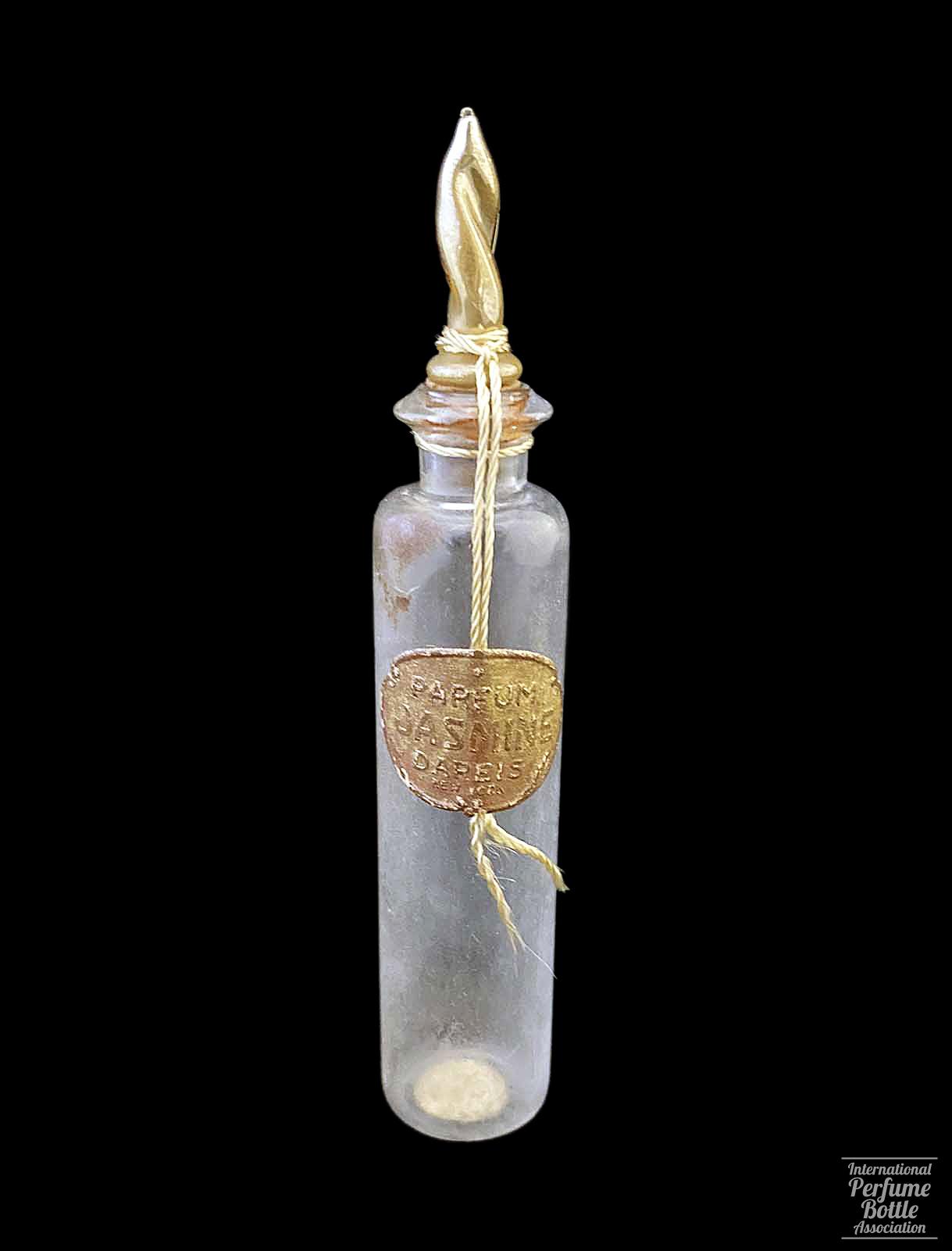 "Jasmine" by Dareis Candle Presentation