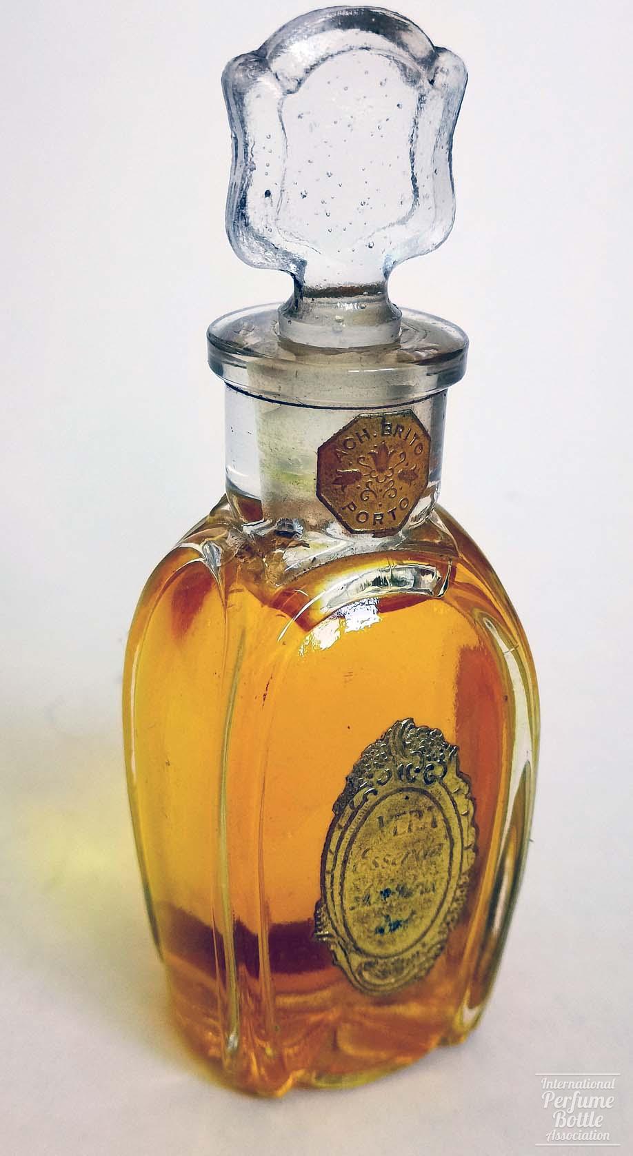 "Veri Essência Jasmin" by Ach. Brito
