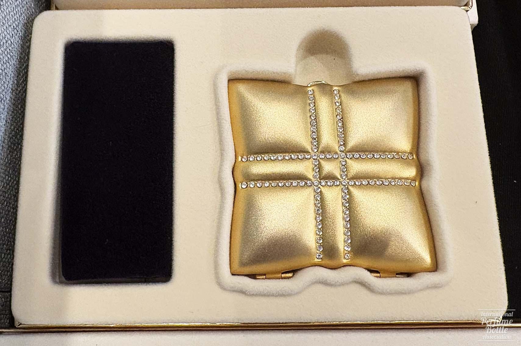 "Precious Pillow" Compact by Estée Lauder