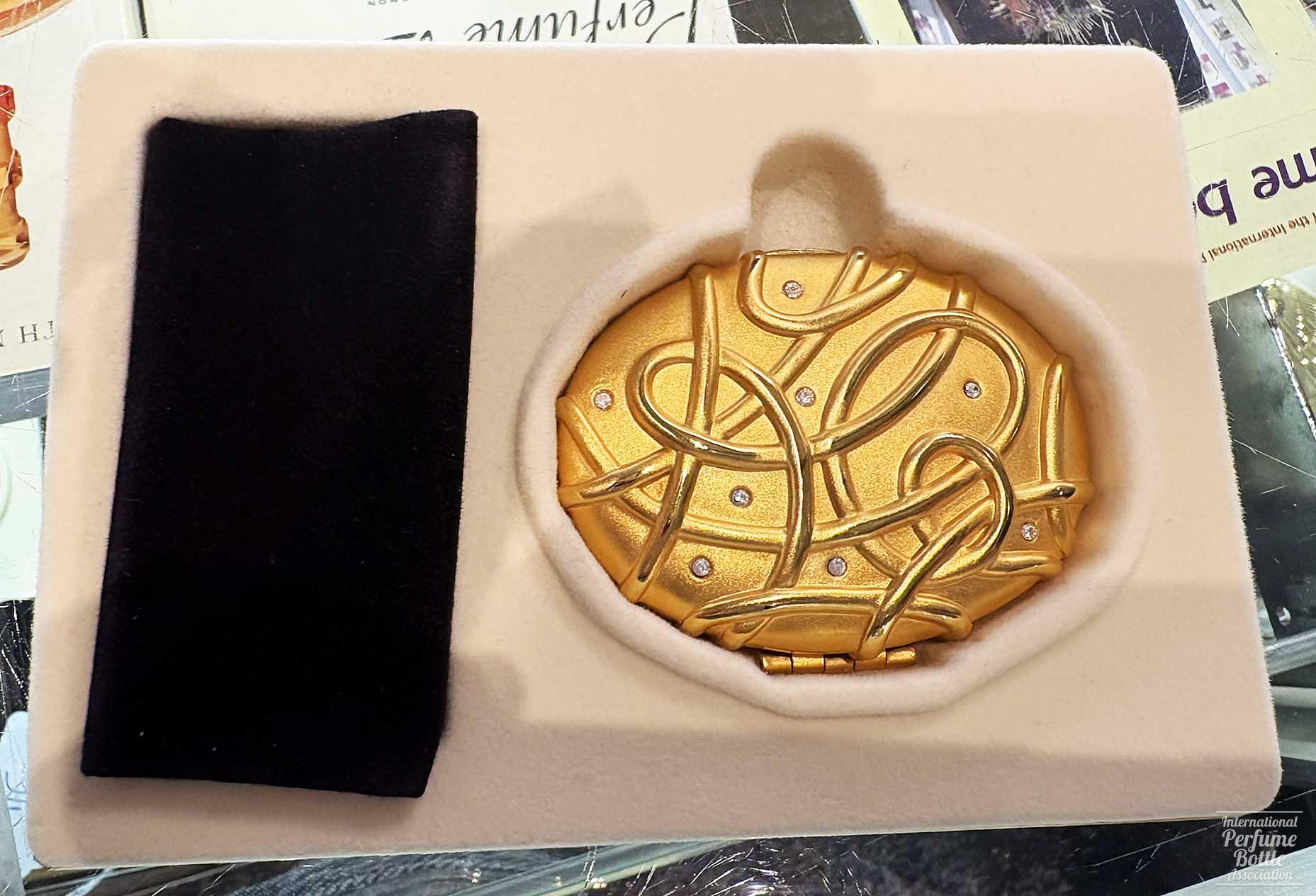 "Mother Compact" by Estée Lauder