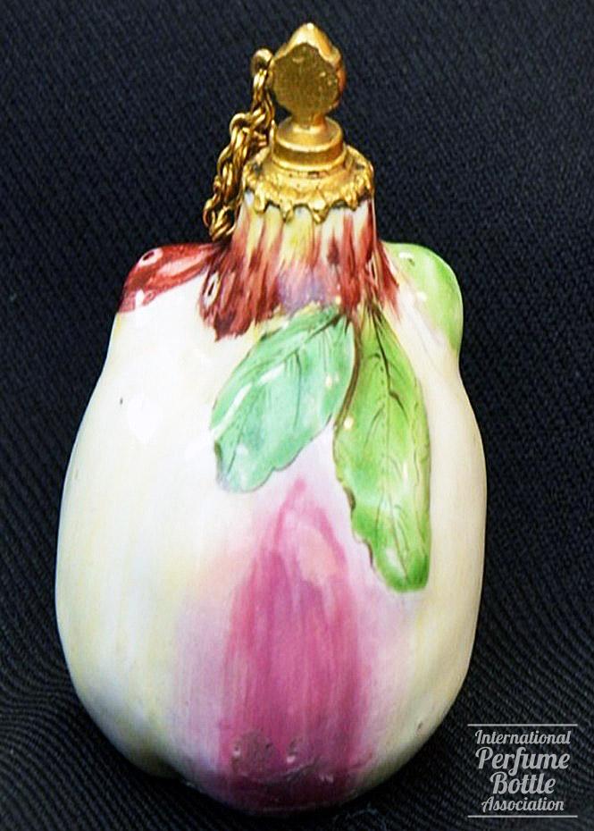 Peach With Leaves by Chelsea