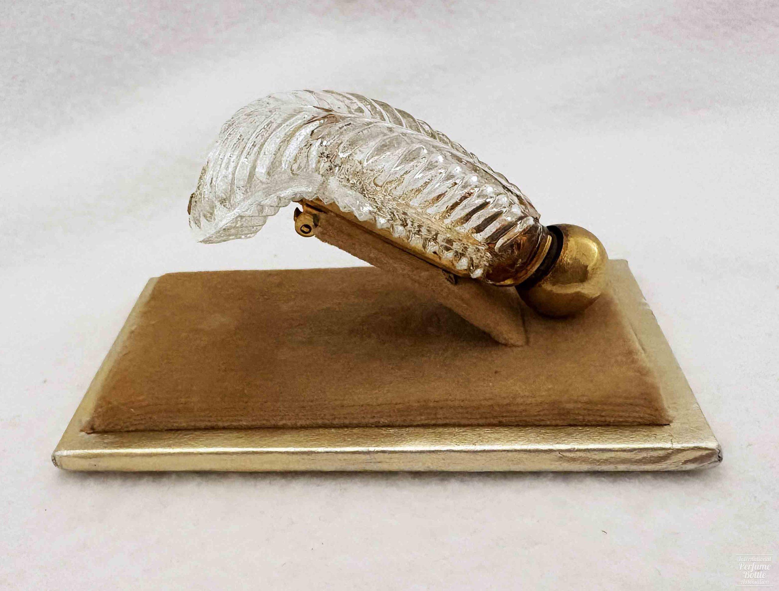 "Les Plumes" Fur Clip by Lucien Lelong